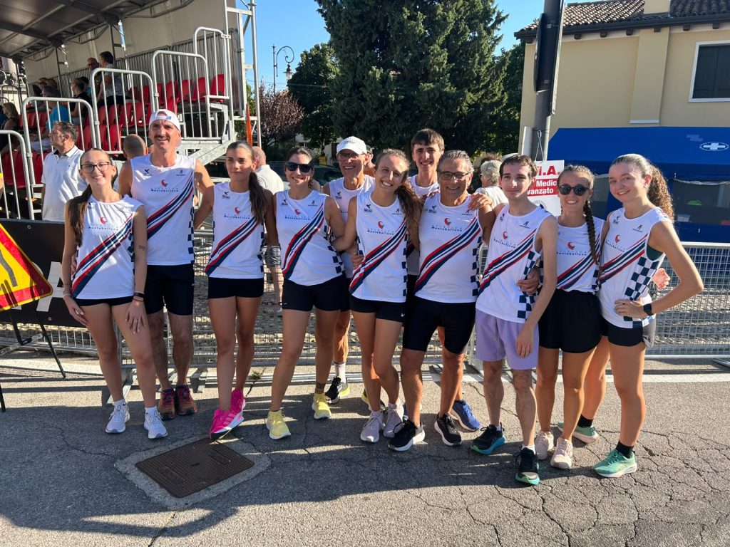 Gruppo atleti e tecnici